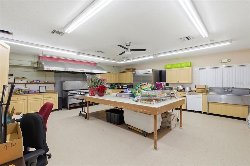 En Venta: $276,000 (2 camas, 2 baños, 1345 Pies cuadrados)