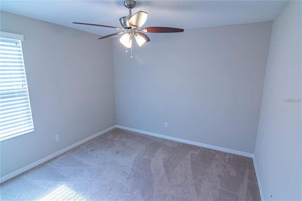 En Renta: $3,000 (3 camas, 2 baños, 2143 Pies cuadrados)