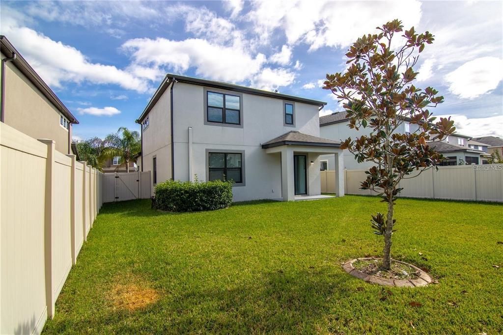 En Renta: $3,000 (3 camas, 2 baños, 2143 Pies cuadrados)