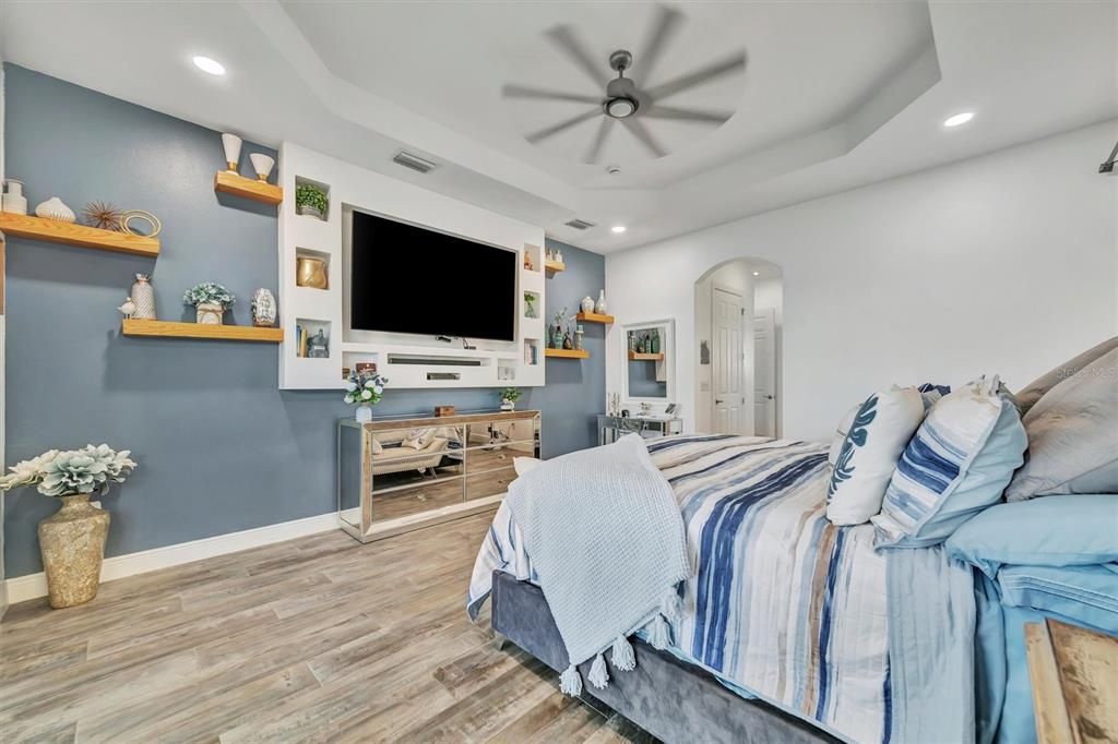 En Venta: $1,549,000 (3 camas, 3 baños, 3945 Pies cuadrados)