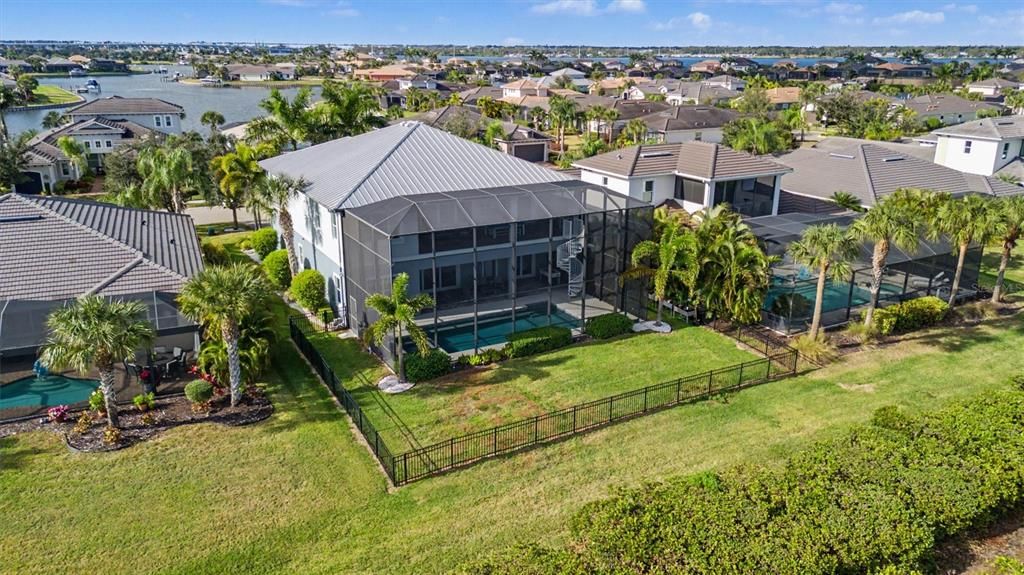 En Venta: $1,549,000 (3 camas, 3 baños, 3945 Pies cuadrados)