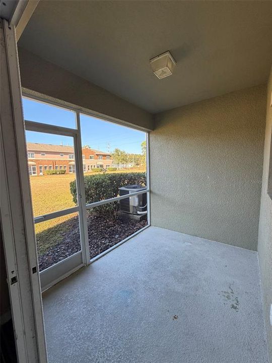 For Rent: $2,200 (3 beds, 2 baths, 1691 Square Feet)