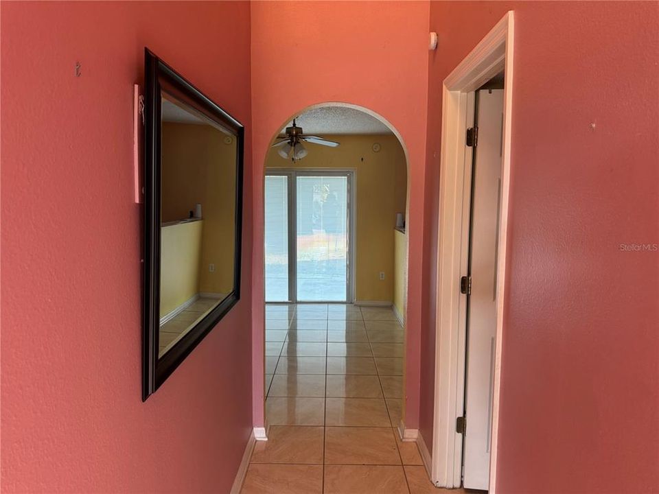 出租: $2,000 (4 贝兹, 2 浴室, 2176 平方英尺)