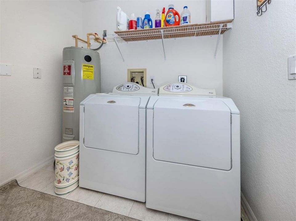 待售: $257,000 (3 贝兹, 2 浴室, 1489 平方英尺)