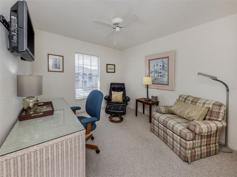 待售: $257,000 (3 贝兹, 2 浴室, 1489 平方英尺)