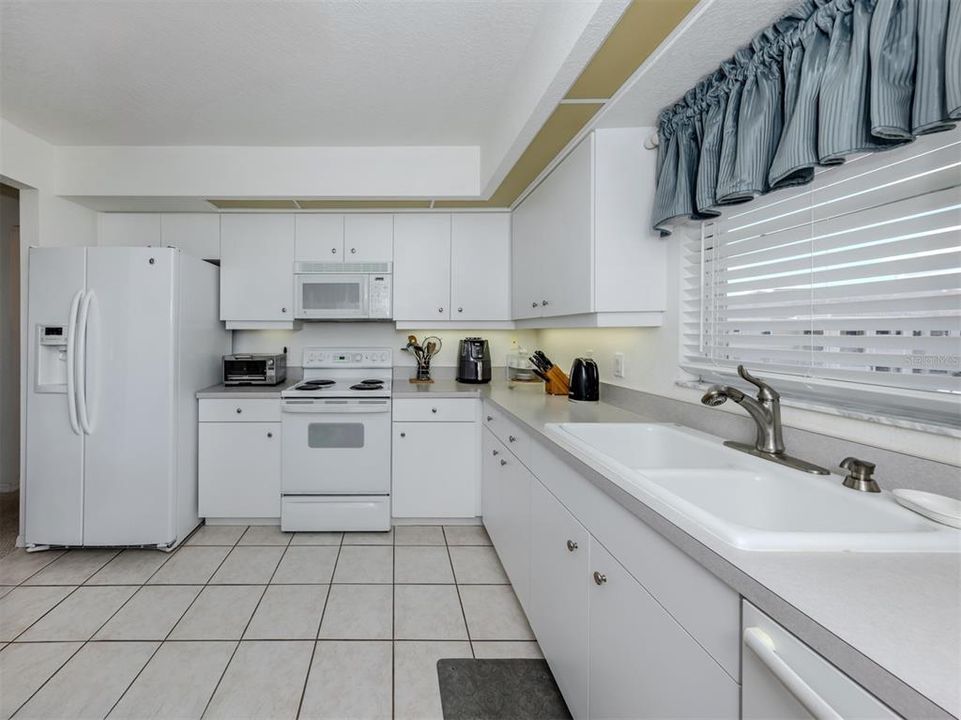 待售: $257,000 (3 贝兹, 2 浴室, 1489 平方英尺)