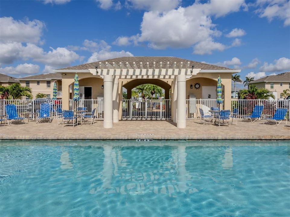 待售: $257,000 (3 贝兹, 2 浴室, 1489 平方英尺)