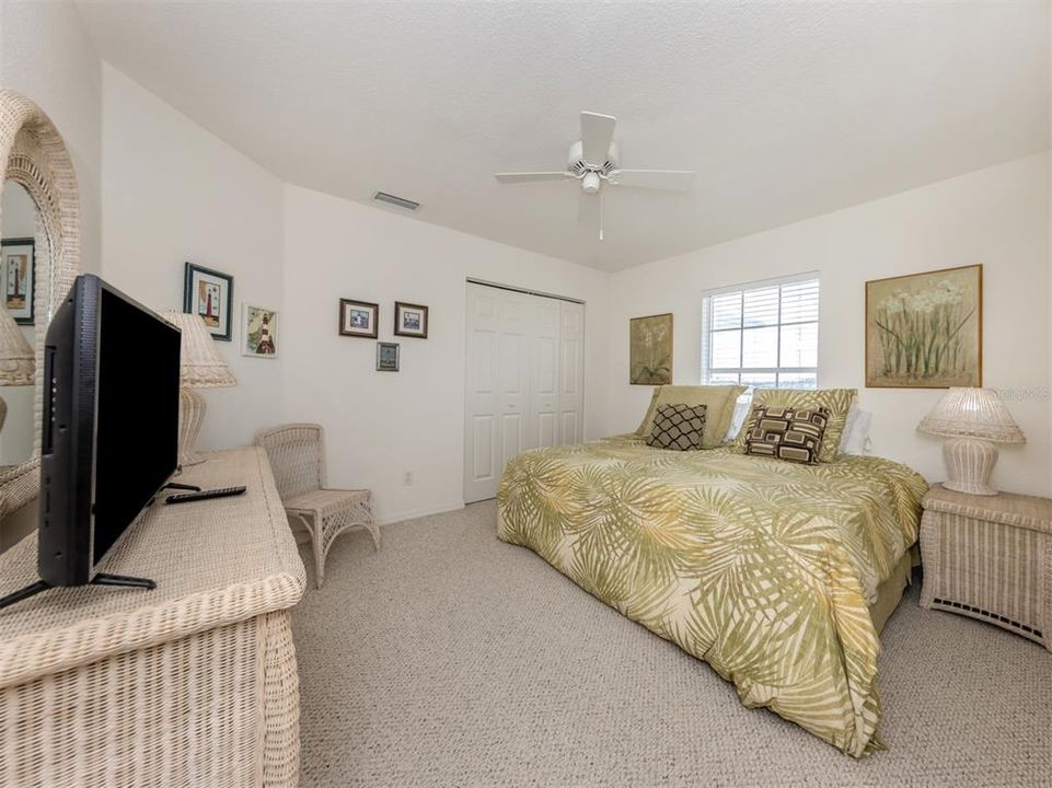 待售: $257,000 (3 贝兹, 2 浴室, 1489 平方英尺)