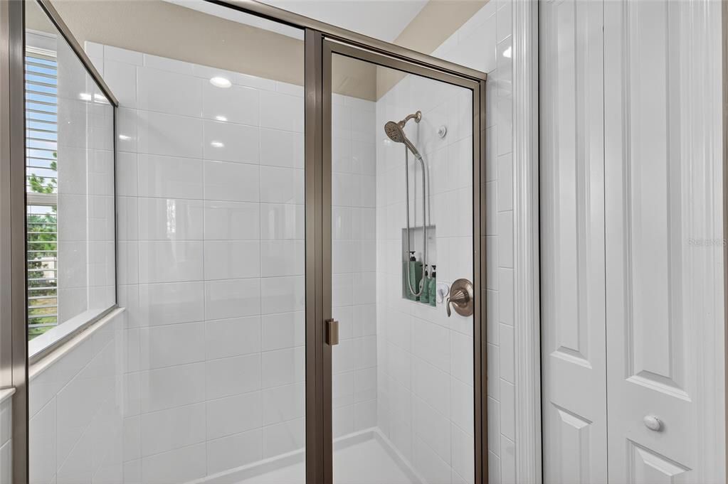 На продажу: $675,000 (5 спален, 4 ванн, 3381 Квадратных фут)