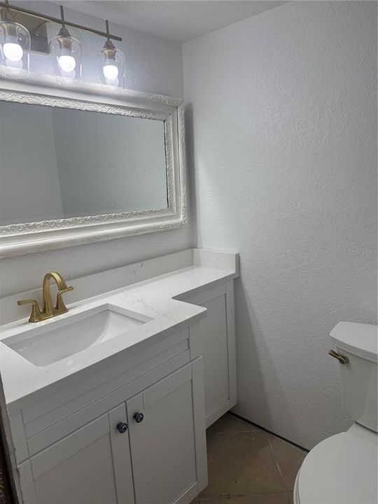 На продажу: $549,000 (3 спален, 1 ванн, 1200 Квадратных фут)