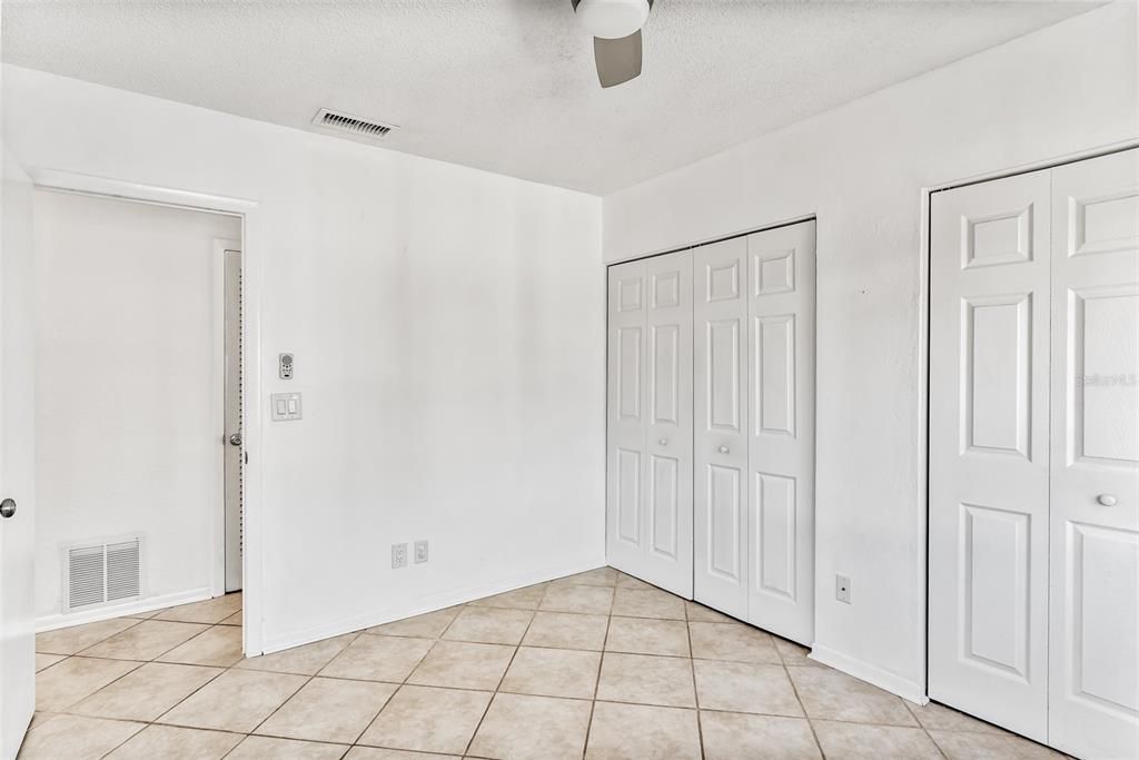 En Venta: $549,000 (3 camas, 1 baños, 1200 Pies cuadrados)