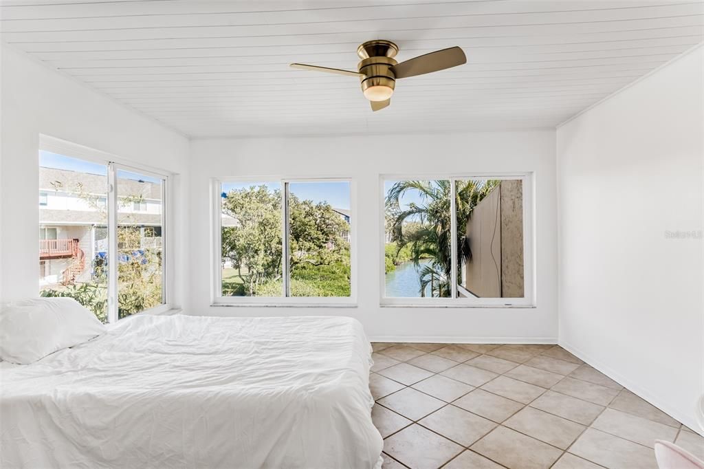 En Venta: $549,000 (3 camas, 1 baños, 1200 Pies cuadrados)