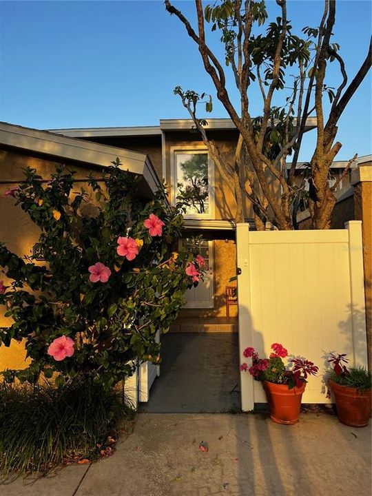 En Venta: $549,000 (3 camas, 1 baños, 1200 Pies cuadrados)