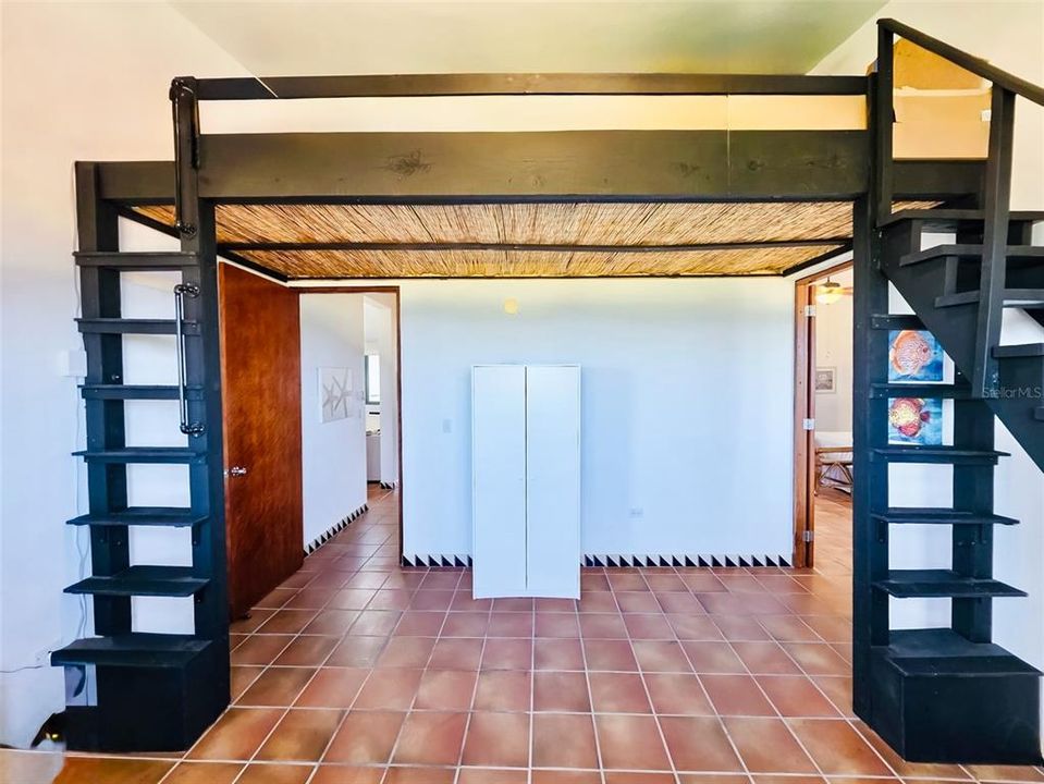 出租: $3,500 (3 贝兹, 3 浴室, 1881 平方英尺)