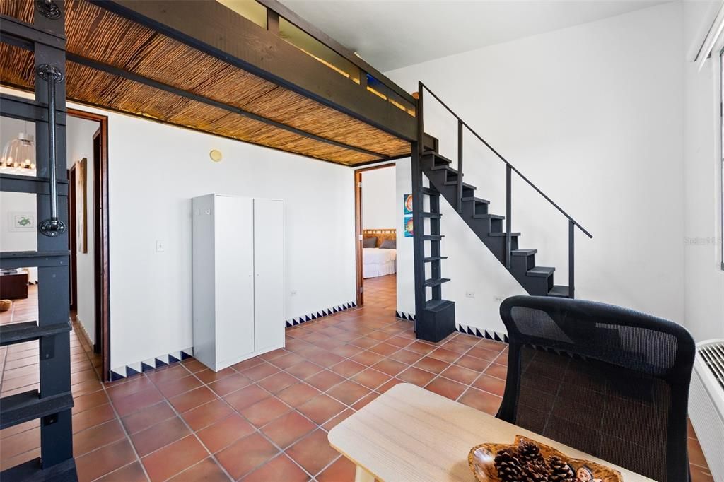 出租: $3,500 (3 贝兹, 3 浴室, 1881 平方英尺)