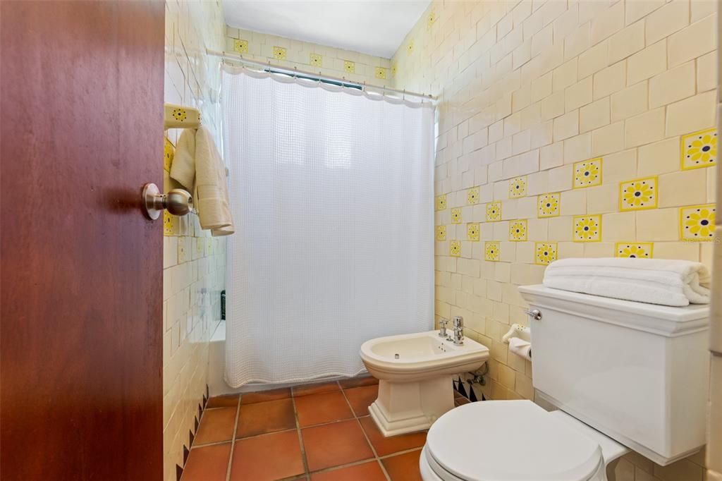 出租: $3,500 (3 贝兹, 3 浴室, 1881 平方英尺)