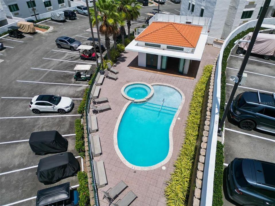 出租: $3,500 (3 贝兹, 3 浴室, 1881 平方英尺)