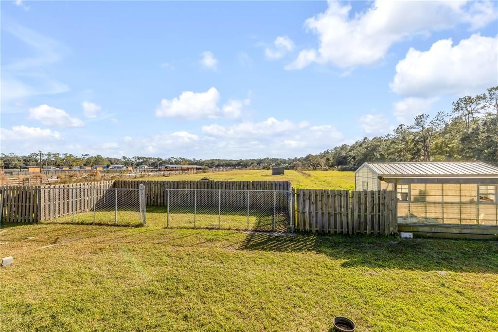 En Venta: $775,000 (4 camas, 2 baños, 2070 Pies cuadrados)