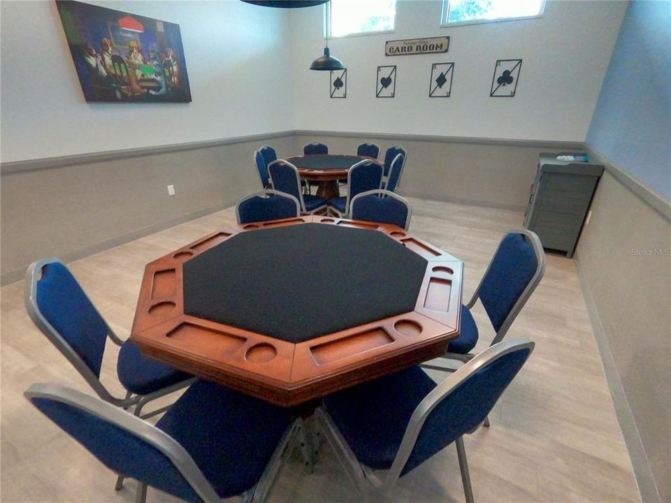 For Sale: $99,900 (2 beds, 1 baths, 1036 Square Feet)