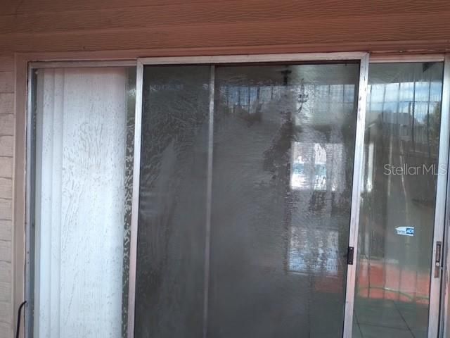 出租: $1,600 (2 贝兹, 1 浴室, 1164 平方英尺)