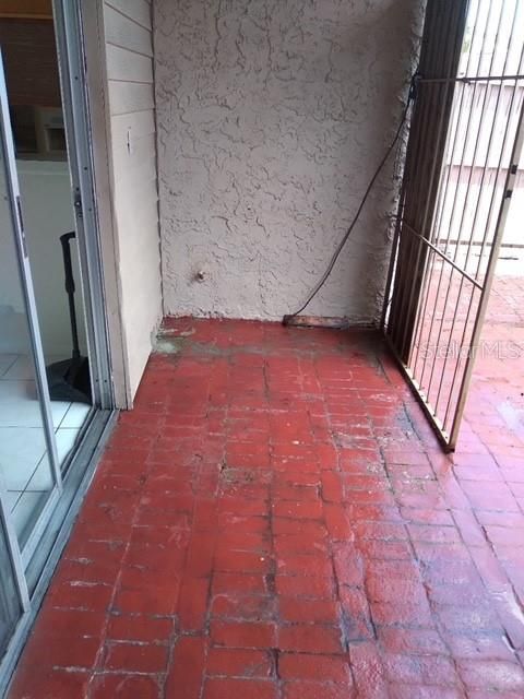 出租: $1,600 (2 贝兹, 1 浴室, 1164 平方英尺)