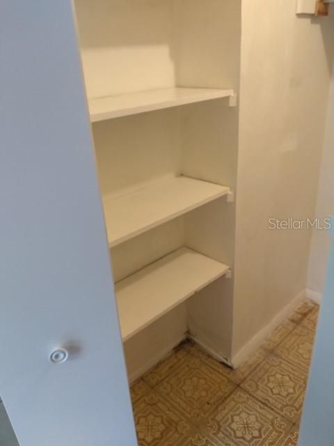 出租: $1,600 (2 贝兹, 1 浴室, 1164 平方英尺)