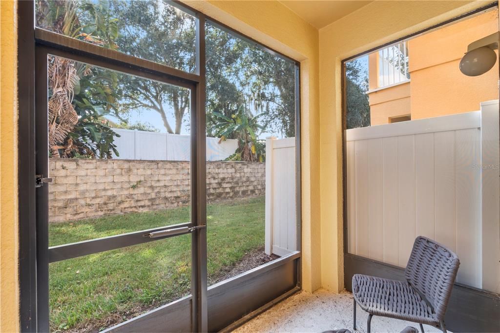 For Sale: $265,000 (2 beds, 2 baths, 1203 Square Feet)