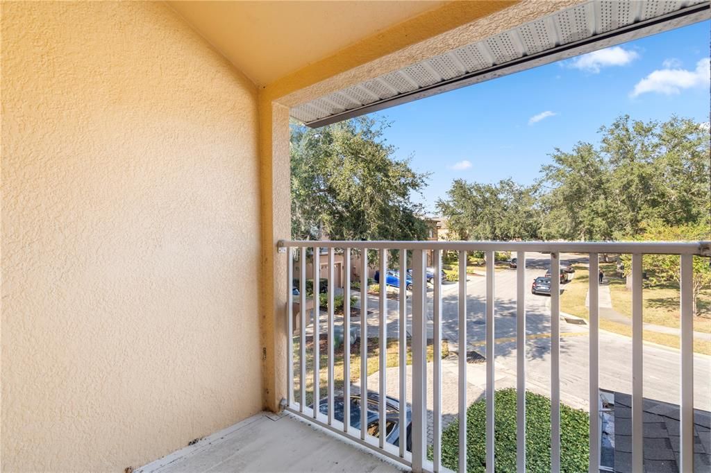 For Sale: $265,000 (2 beds, 2 baths, 1203 Square Feet)