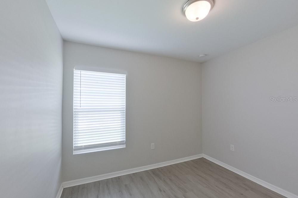 В аренду: $1,645 (4 спален, 2 ванн, 1209 Квадратных фут)