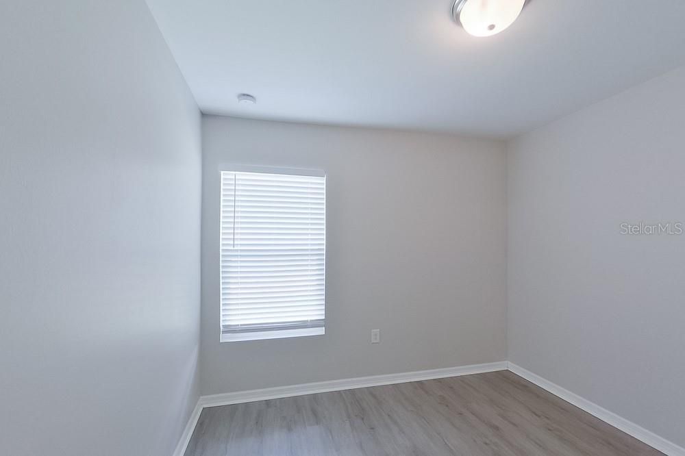 В аренду: $1,645 (4 спален, 2 ванн, 1209 Квадратных фут)