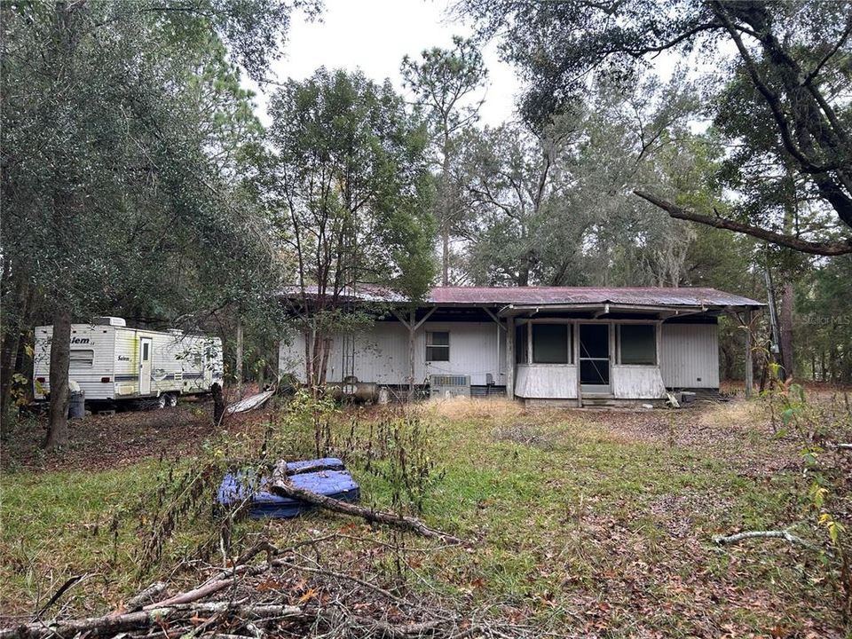 For Sale: $79,900 (2 beds, 1 baths, 644 Square Feet)