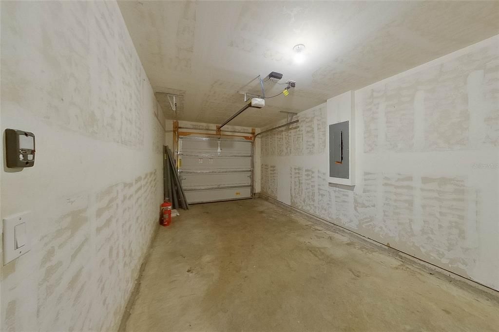 В аренду: $1,795 (4 спален, 2 ванн, 1209 Квадратных фут)