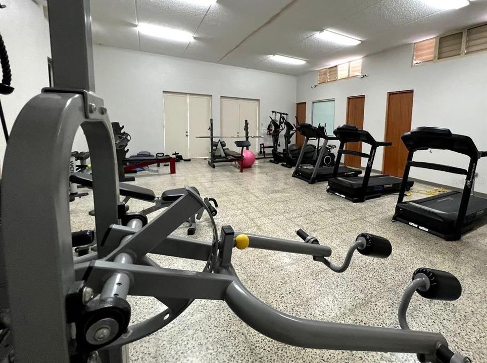 В аренду: $1,950 (3 спален, 1 ванн, 917 Квадратных фут)