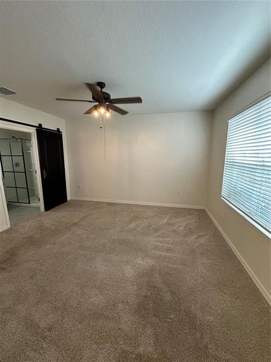 For Sale: $325,000 (3 beds, 2 baths, 1541 Square Feet)