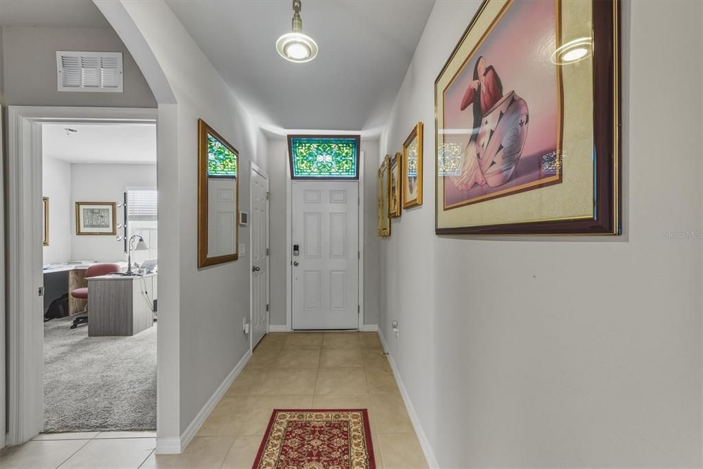 На продажу: $340,000 (4 спален, 2 ванн, 1812 Квадратных фут)