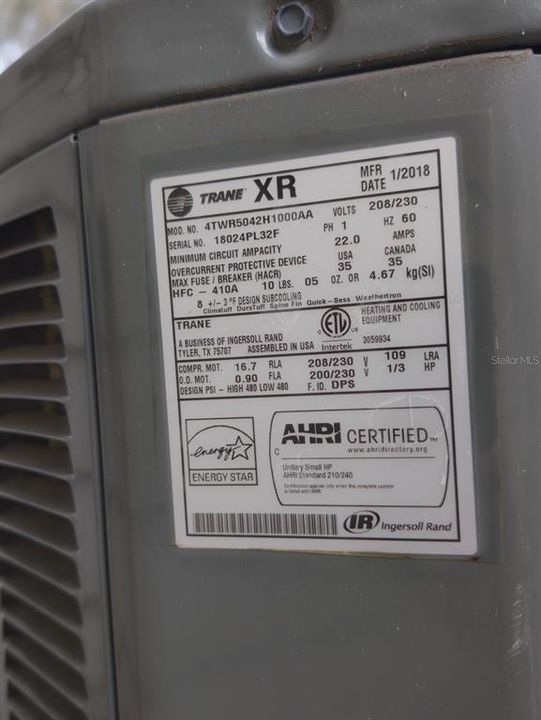 For Sale: $559,000 (3 beds, 2 baths, 1832 Square Feet)