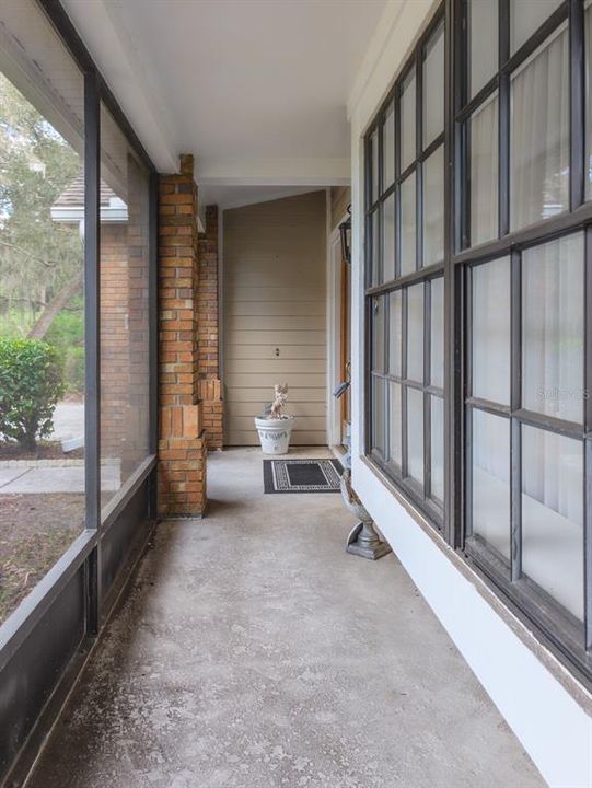 For Sale: $559,000 (3 beds, 2 baths, 1832 Square Feet)