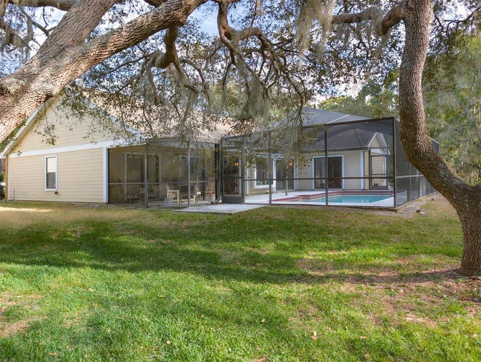 For Sale: $559,000 (3 beds, 2 baths, 1832 Square Feet)