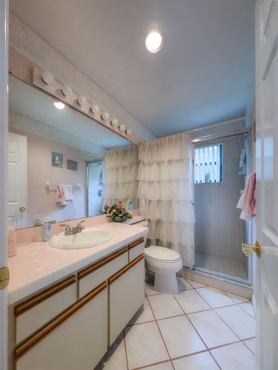 For Sale: $559,000 (3 beds, 2 baths, 1832 Square Feet)