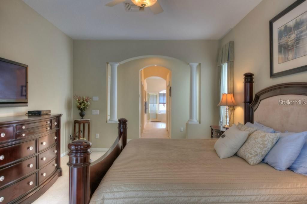 For Sale: $747,000 (4 beds, 3 baths, 2783 Square Feet)