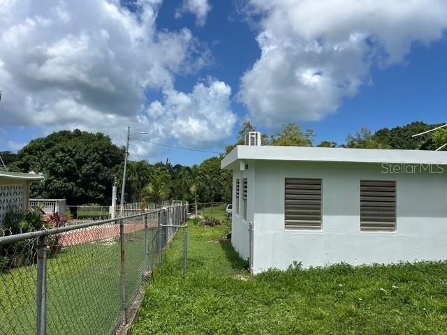 For Sale: $266,000 (3 beds, 1 baths, 0 Square Feet)