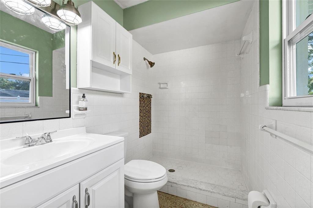 For Sale: $412,000 (3 beds, 2 baths, 1348 Square Feet)