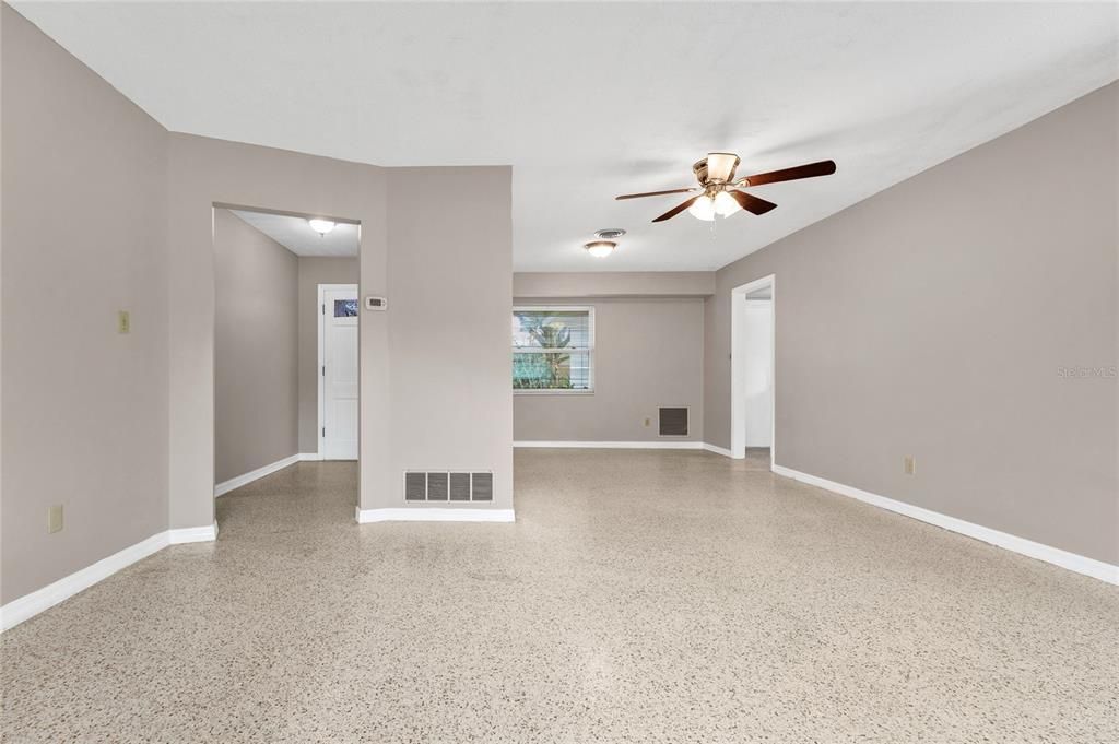 For Sale: $412,000 (3 beds, 2 baths, 1348 Square Feet)