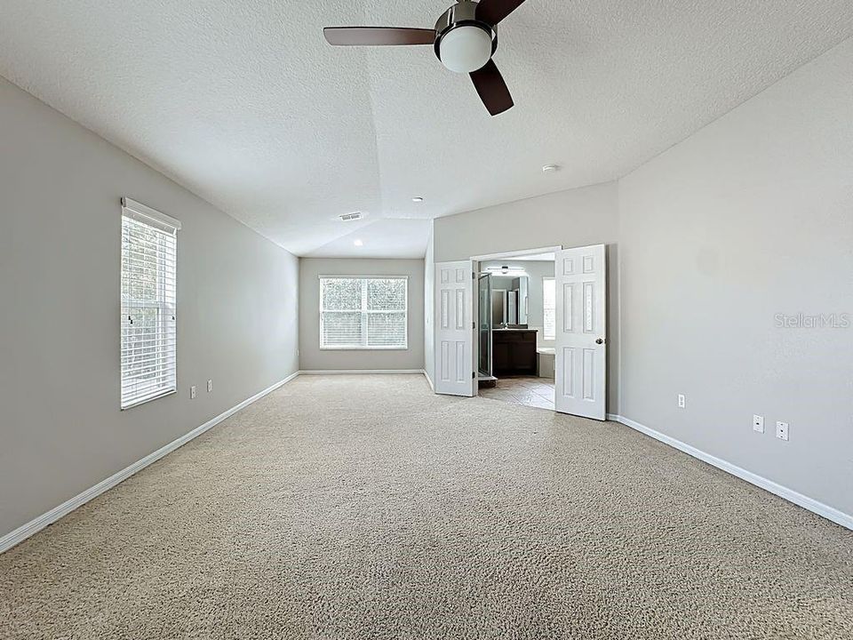 待售: $605,000 (5 贝兹, 4 浴室, 3498 平方英尺)