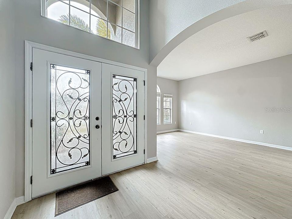 待售: $605,000 (5 贝兹, 4 浴室, 3498 平方英尺)