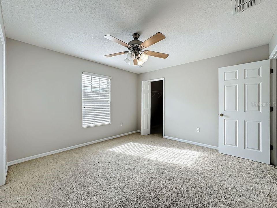 待售: $605,000 (5 贝兹, 4 浴室, 3498 平方英尺)