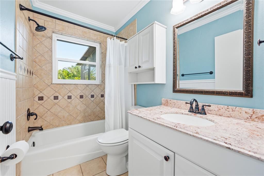 待售: $450,000 (2 贝兹, 2 浴室, 1419 平方英尺)