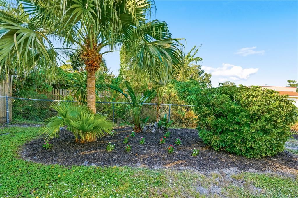 待售: $450,000 (2 贝兹, 2 浴室, 1419 平方英尺)