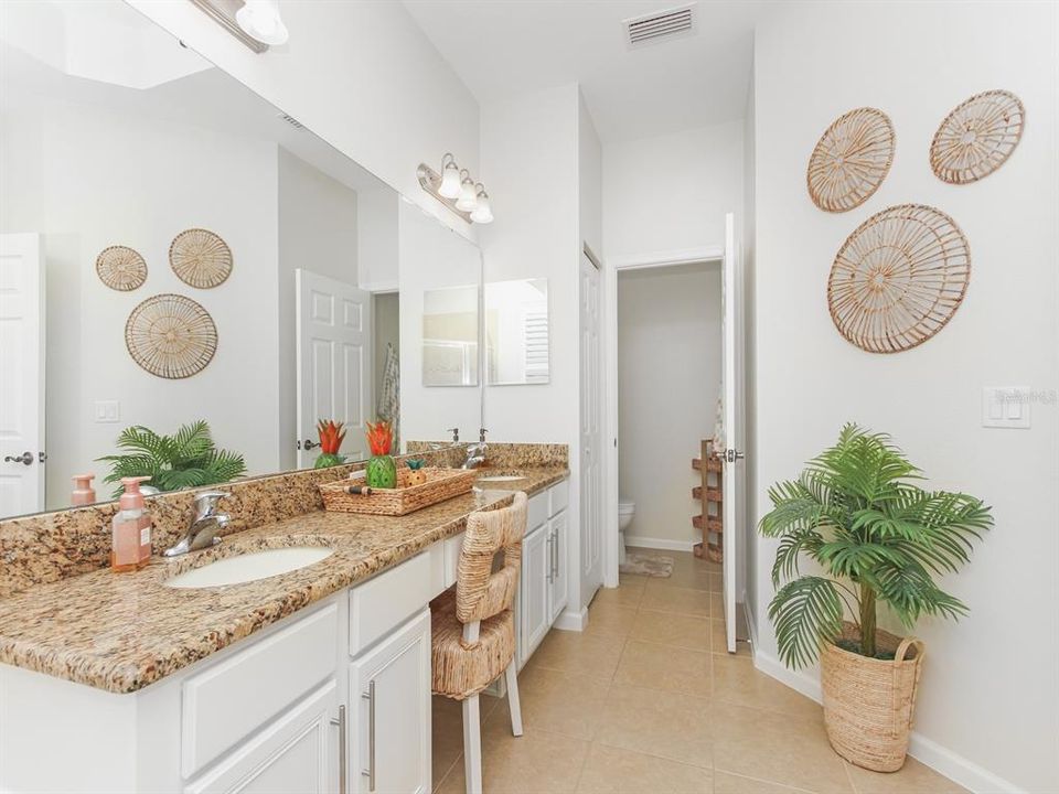 For Sale: $528,000 (3 beds, 2 baths, 1941 Square Feet)