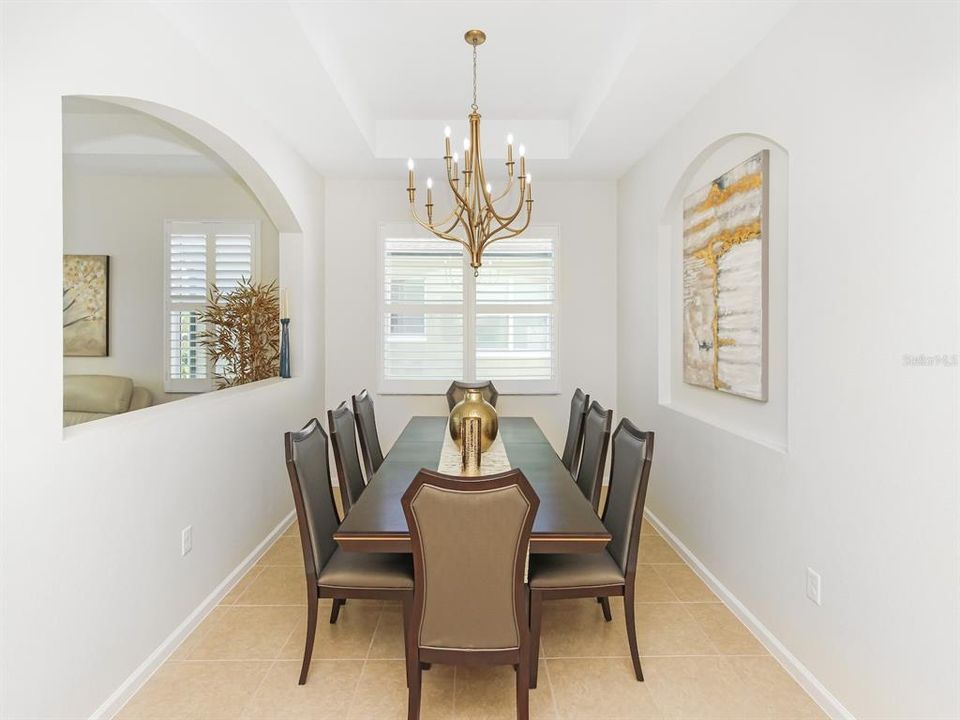 For Sale: $528,000 (3 beds, 2 baths, 1941 Square Feet)